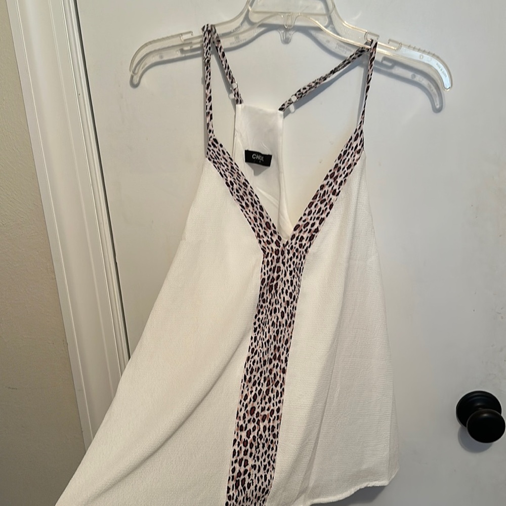 Women's tank never worn size small